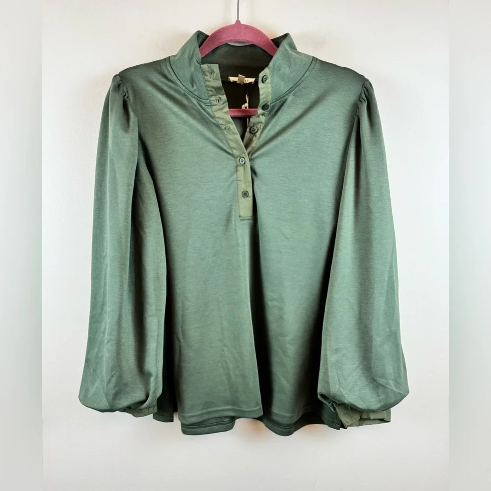 Jodiful Puff Sleeve 1/4 Button Down Top in Olive